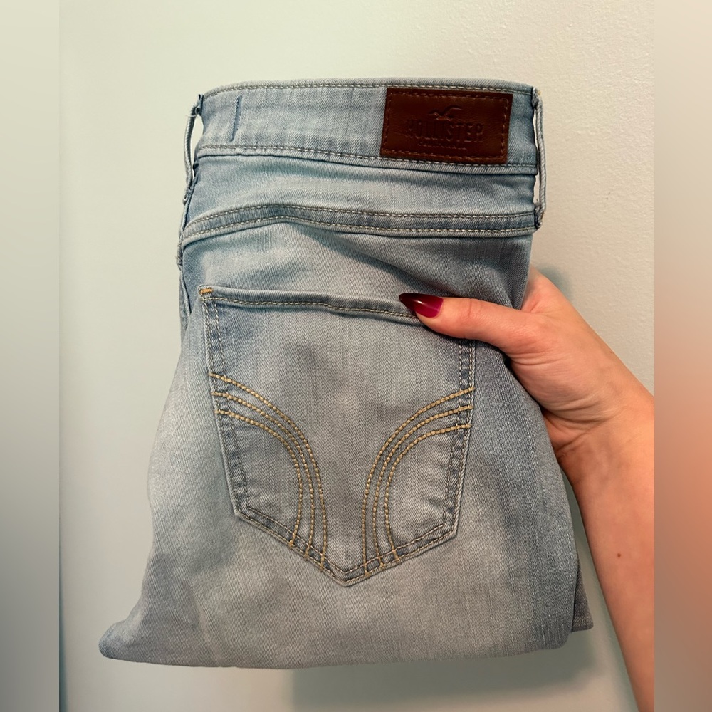 Hollister jeans